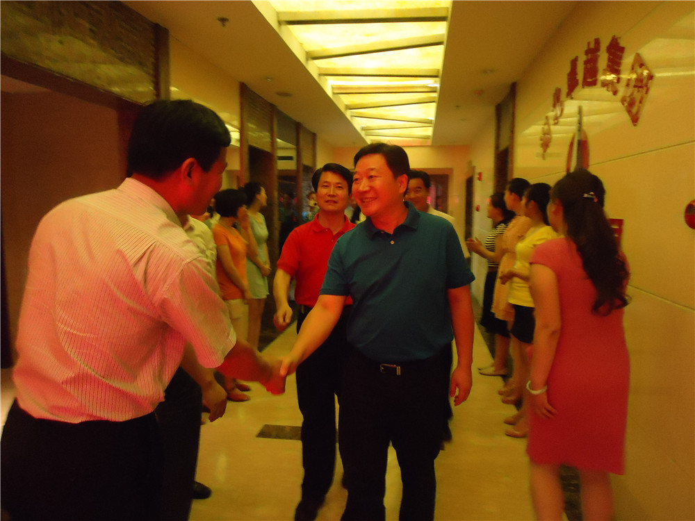 13ɶ³ͬʮίӲ춶Ȧܲ